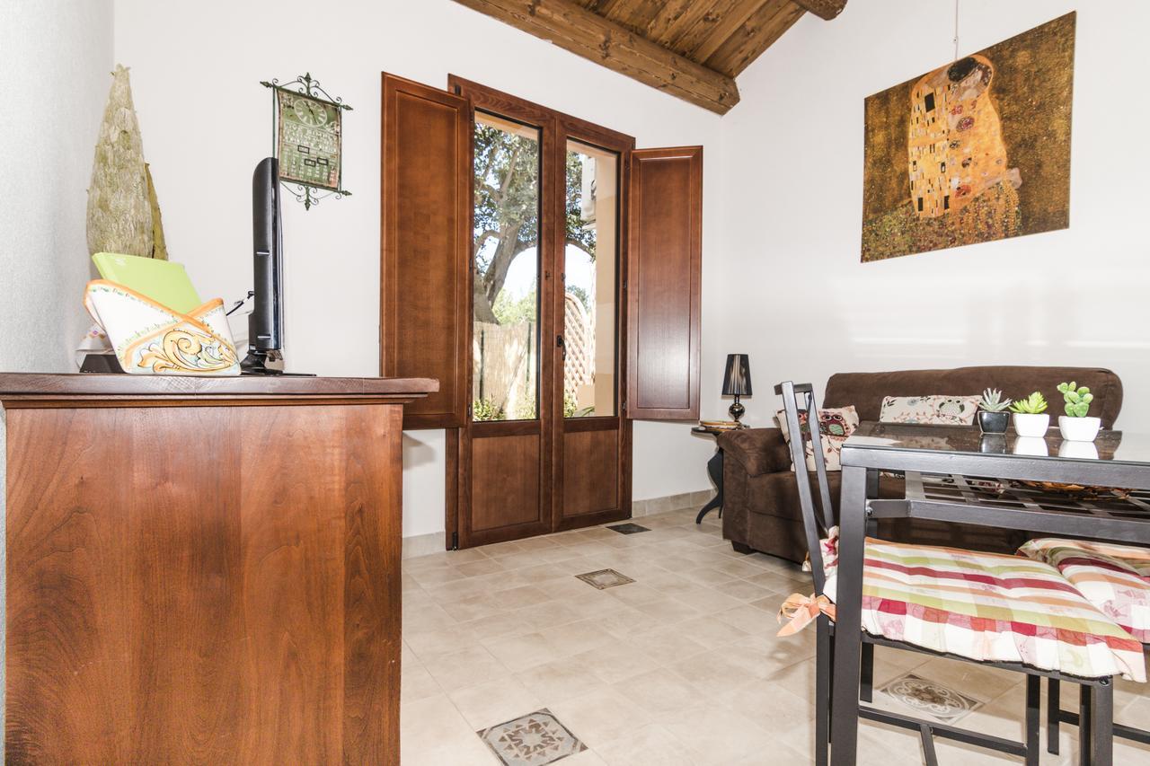 Abbraccio Del Carrubo Bed & Breakfast Шикли Екстериор снимка