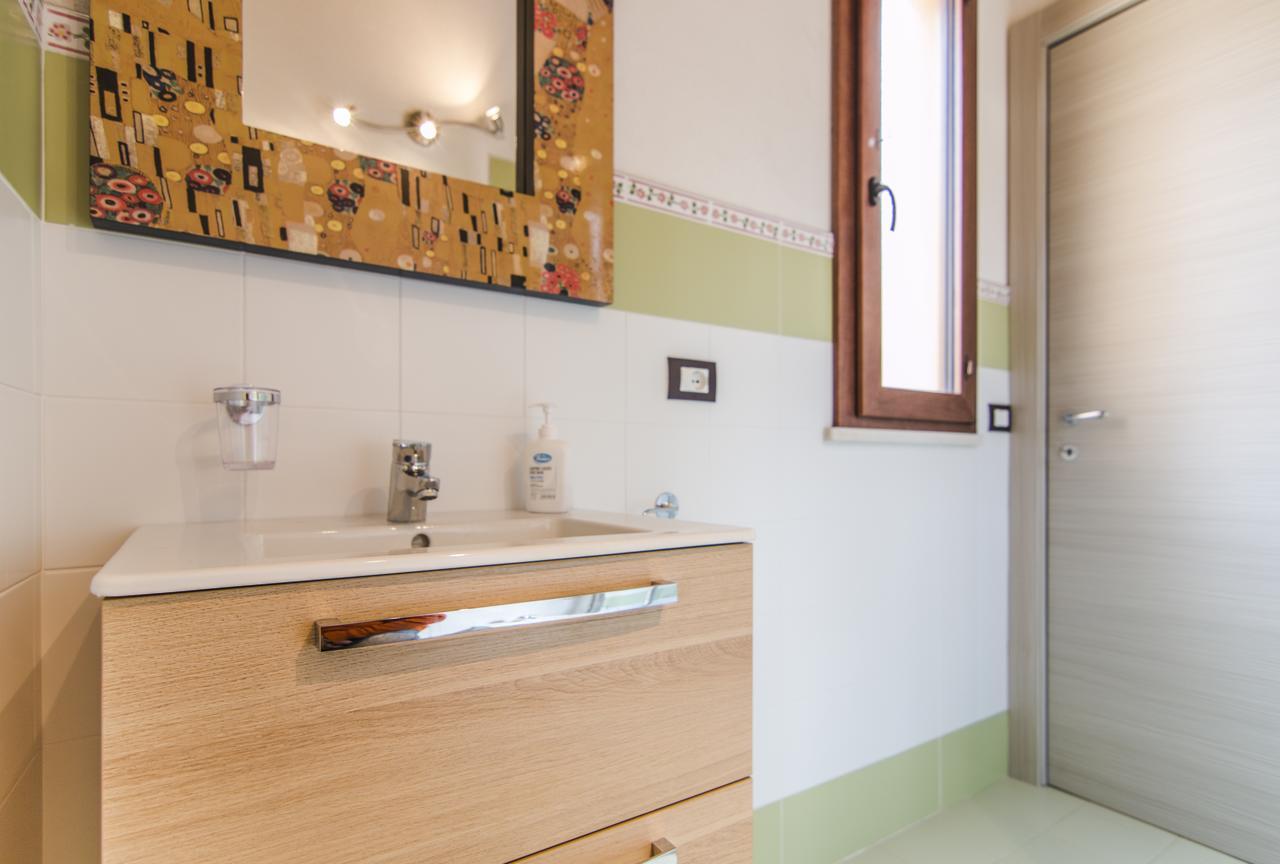 Abbraccio Del Carrubo Bed & Breakfast Шикли Екстериор снимка