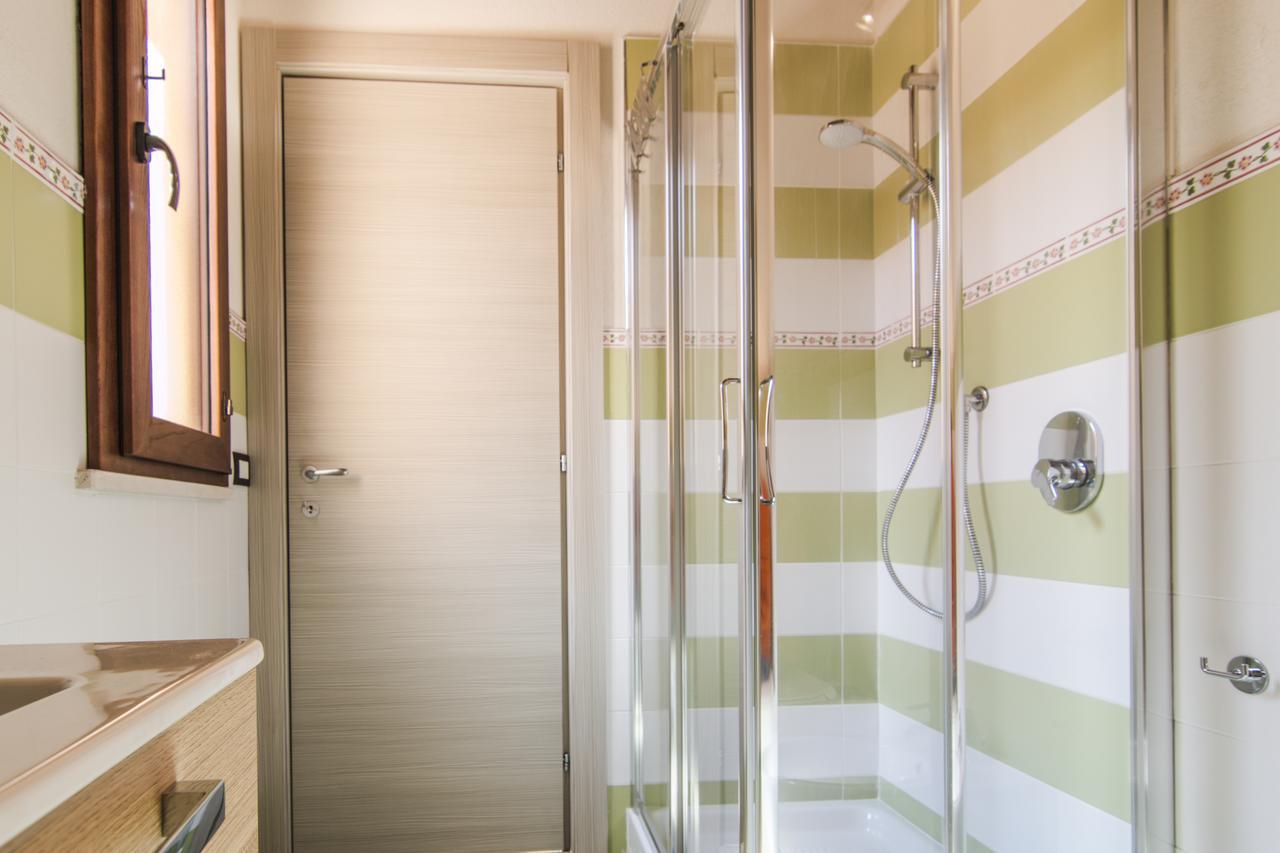 Abbraccio Del Carrubo Bed & Breakfast Шикли Екстериор снимка