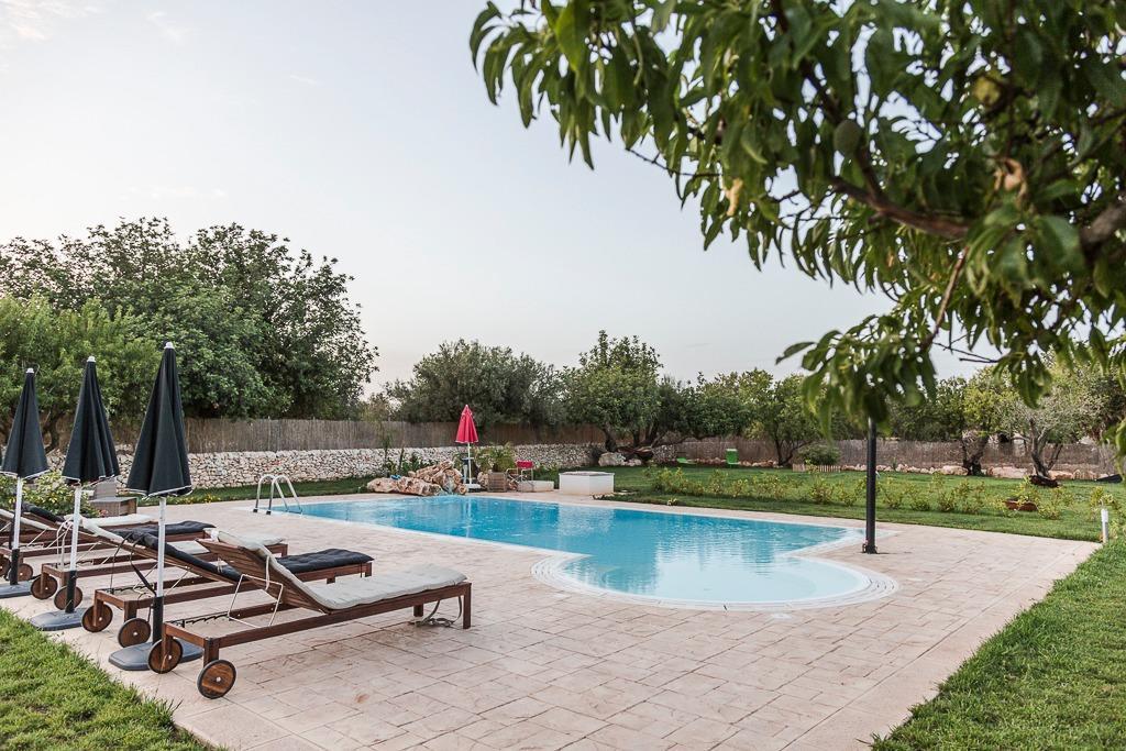 Abbraccio Del Carrubo Bed & Breakfast Шикли Екстериор снимка