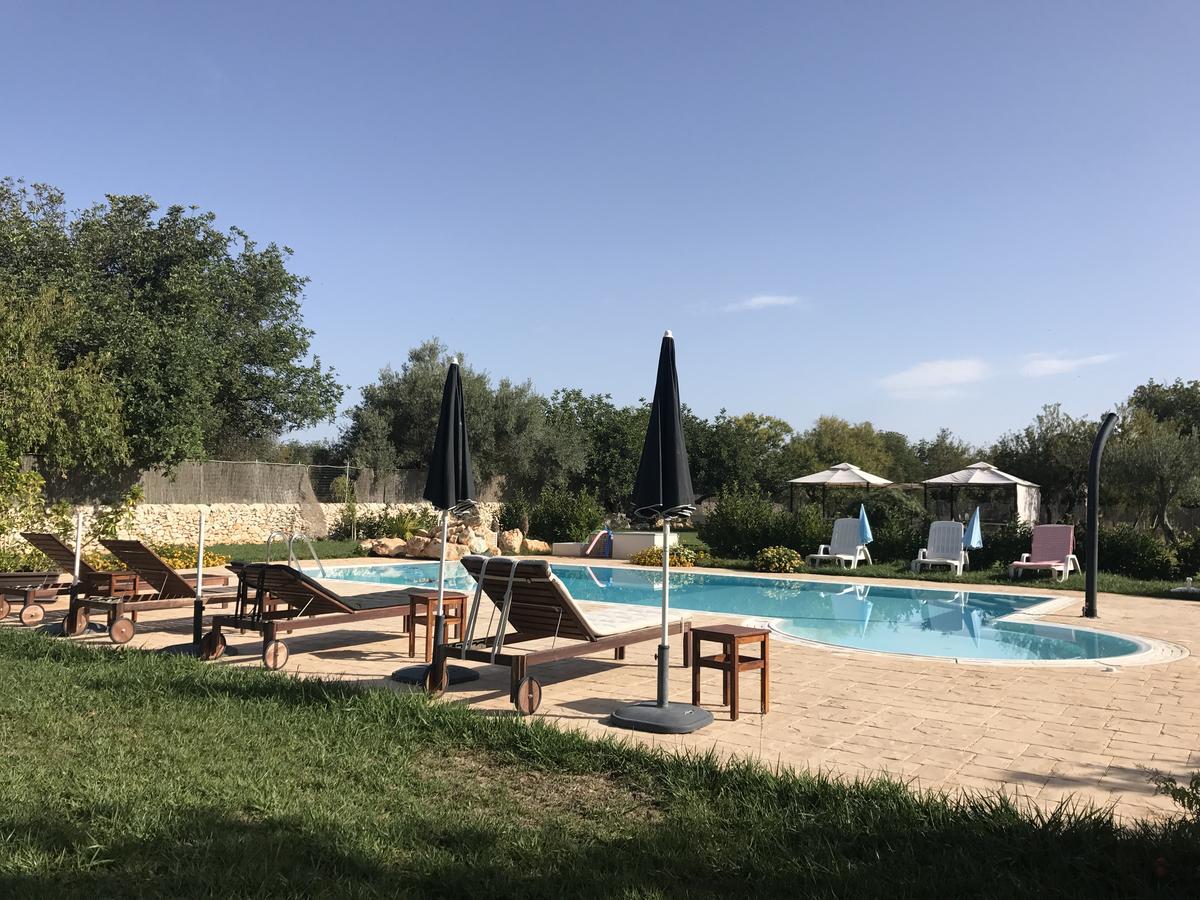 Abbraccio Del Carrubo Bed & Breakfast Шикли Екстериор снимка